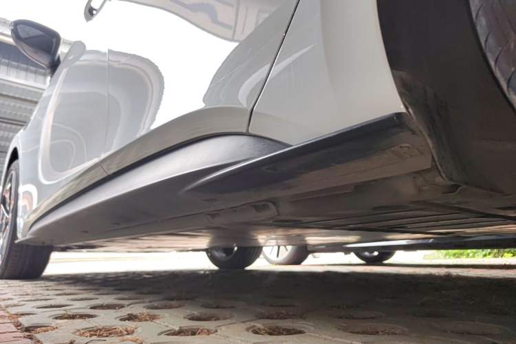 Used Volkswagen ID.3 2024 Pure & Smart Edition Left Side Sill