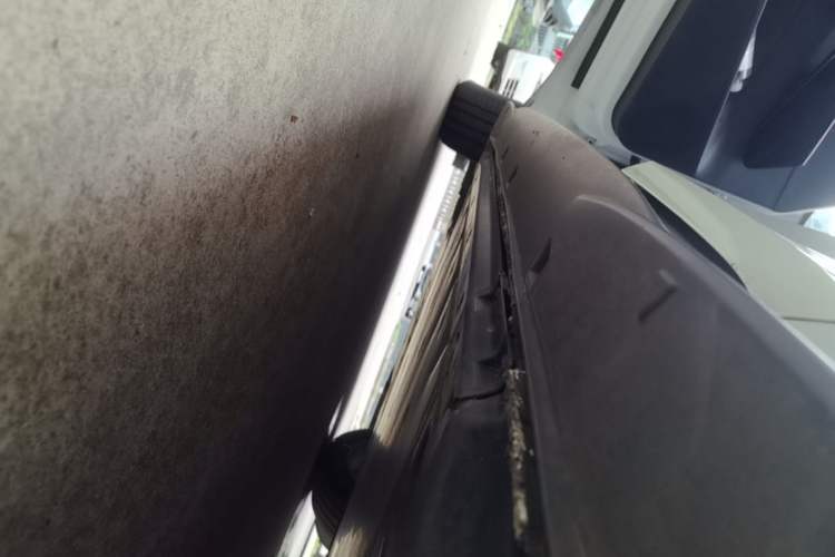 Used Volkswagen ID.3 2024 Outstanding Edition Left Side Sill
