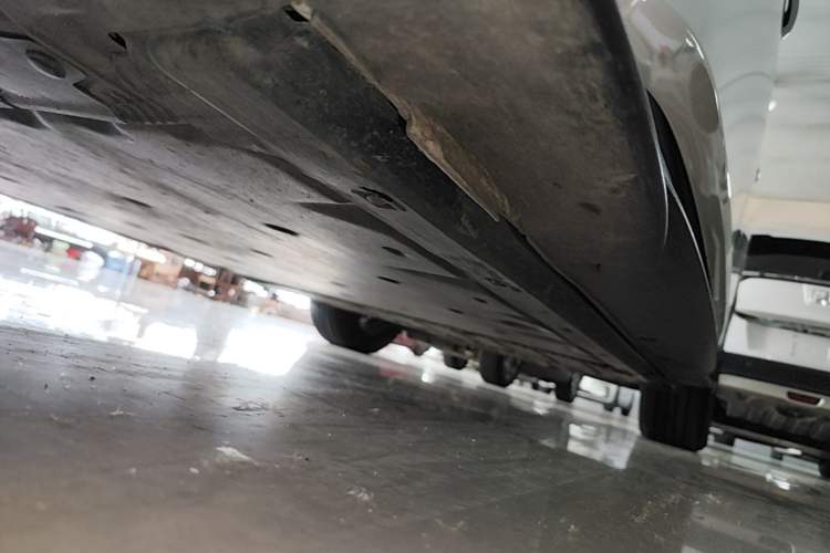 Used Volkswagen ID.3 2024 Outstanding Edition Left Side Sill