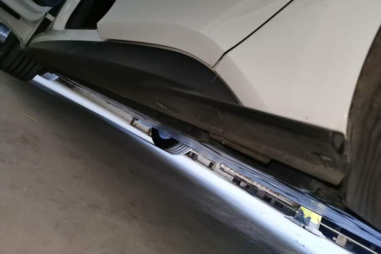 Used Volkswagen ID.3 2024 Outstanding Edition Left Side Sill