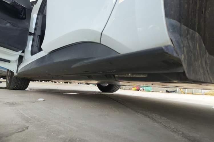 Used Volkswagen ID.3 2024 Pure & Smart Edition Left Side Sill