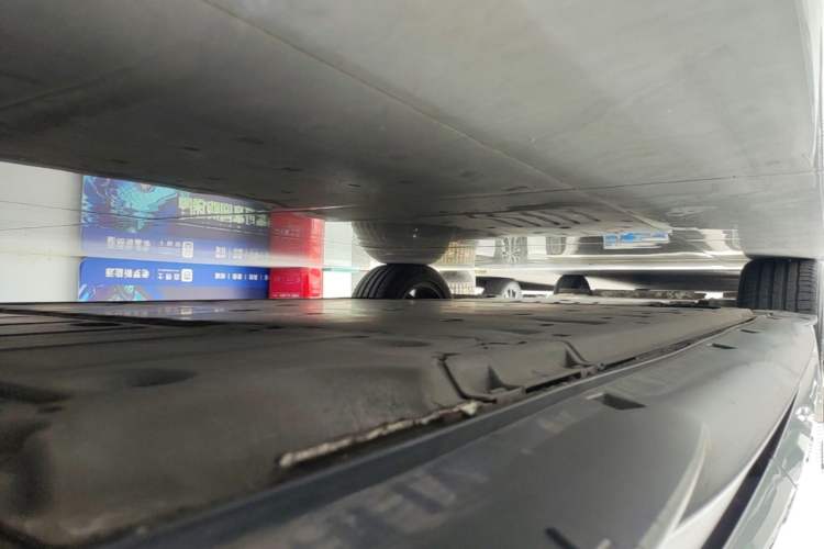 Used Volkswagen ID.3 2024 Outstanding Edition Left Side Sill