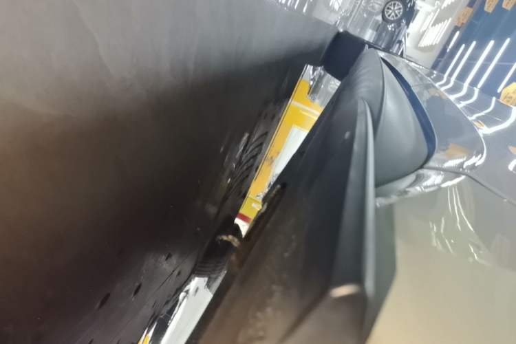 Used Volkswagen ID.3 2024 Pure & Smart Edition Left Side Sill