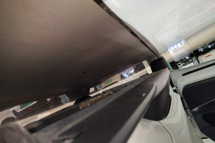 Used Volkswagen ID.3 2024 Pure & Smart Edition Left Side Sill