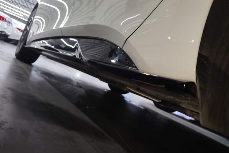 Used Volkswagen ID.3 2024 Pure & Smart Edition Left Side Sill