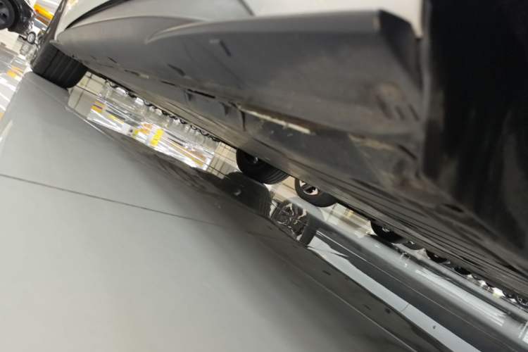 Used Volkswagen ID.3 2024 Outstanding Edition Left Side Sill