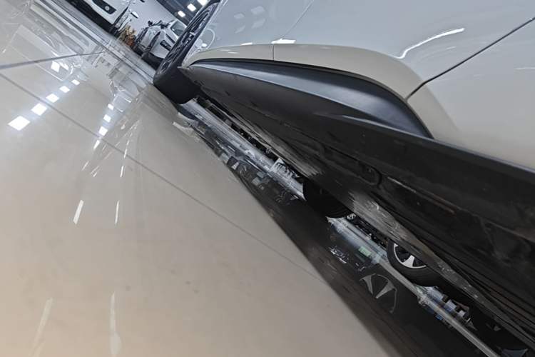 Used Volkswagen ID.3 2024 Outstanding Edition Left Side Sill