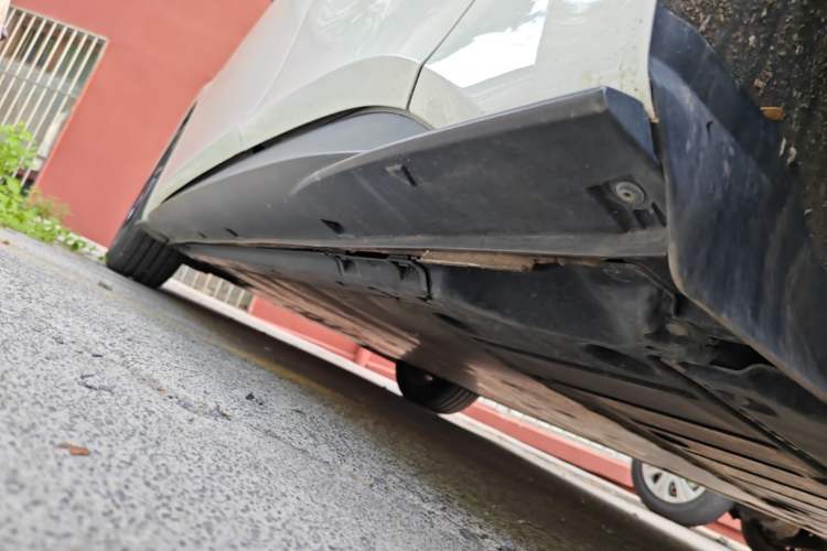 Used Volkswagen ID.3 2024 Pure & Smart Edition Left Side Sill
