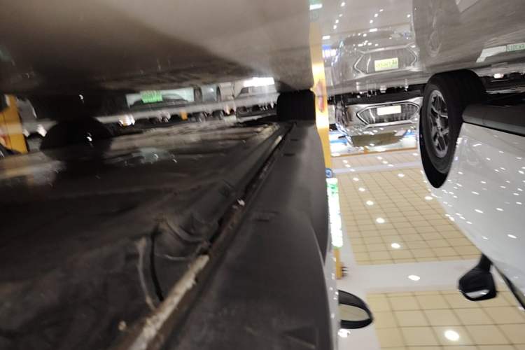 Used Volkswagen ID.3 2024 Outstanding Edition Left Side Sill