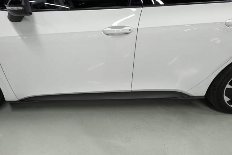 Used Volkswagen ID.3 2024 Outstanding Edition Left Side Sill
