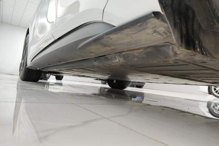 Used Volkswagen ID.3 2024 Outstanding Edition Left Side Sill