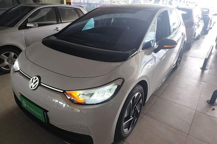 Used Volkswagen ID.3 2024 Outstanding Edition Guazi used car, China used car export, Used car for sale, Used  cars, Cheapest cars for sale