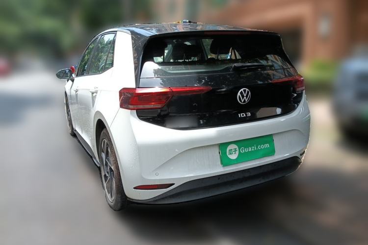 Used Volkswagen ID.3 2024 Outstanding Edition Rear Left 45 Deg