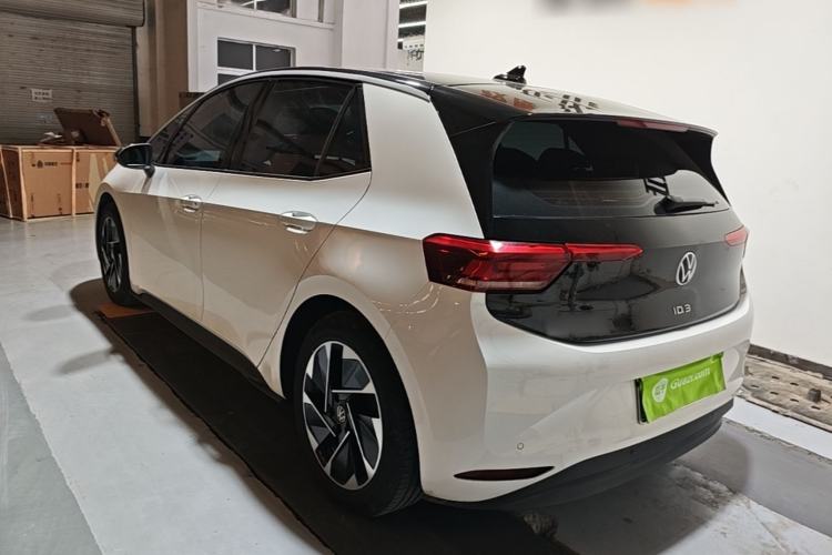 Used Volkswagen ID.3 2024 Pure & Smart Edition Rear Left 45 Deg