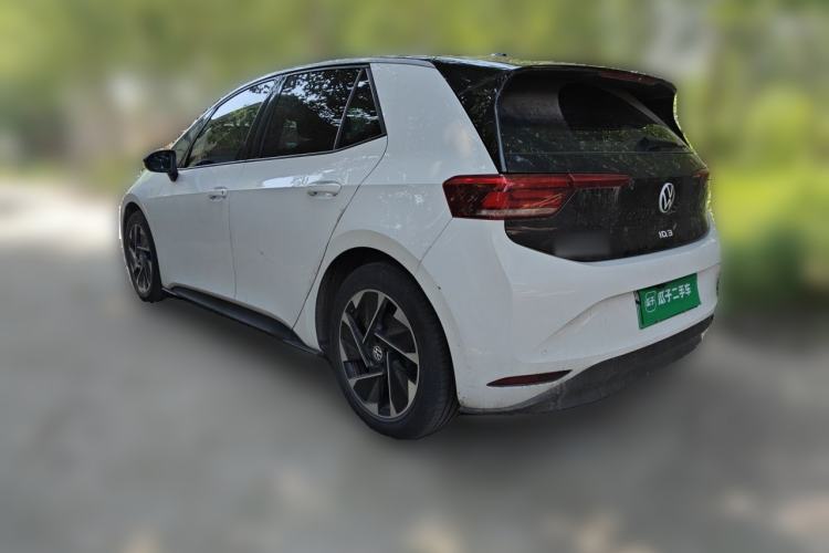 Used Volkswagen ID.3 2024 Pure & Smart Edition Rear Left 45 Deg