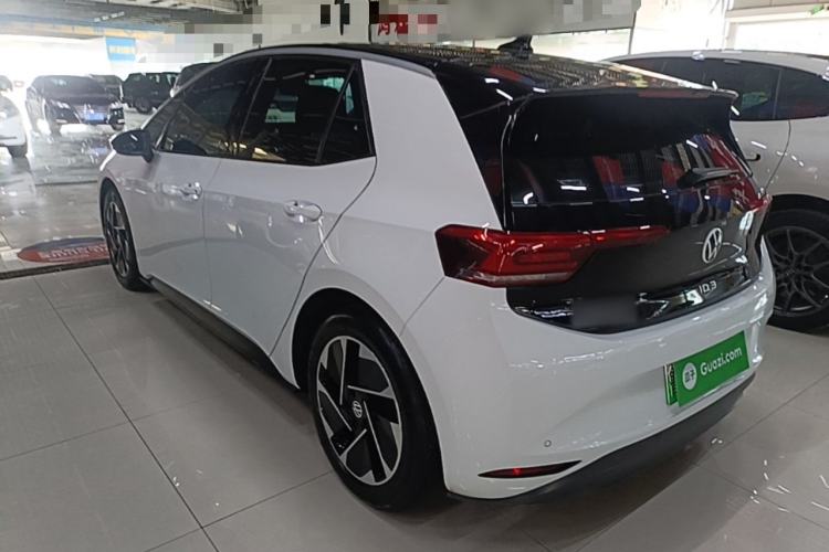 Used Volkswagen ID.3 2024 Pure & Smart Edition Rear Left 45 Deg