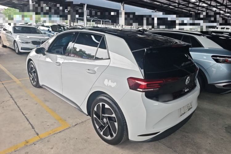 Used Volkswagen ID.3 2024 Pure & Smart Edition Rear Left 45 Deg