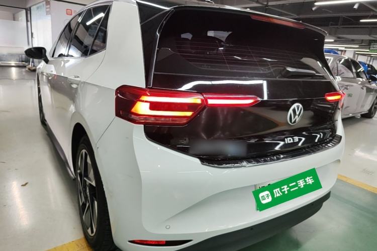 Used Volkswagen ID.3 2024 Pure & Smart Edition Rear Left 45 Deg