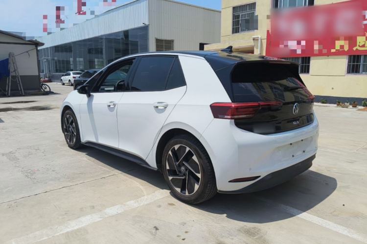 Used Volkswagen ID.3 2024 Pure & Smart Edition Rear Left 45 Deg