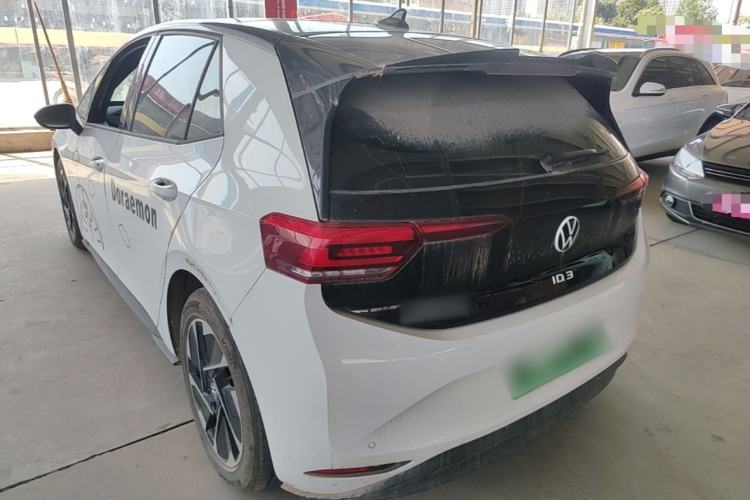 Used Volkswagen ID.3 2024 Outstanding Edition Rear Left 45 Deg