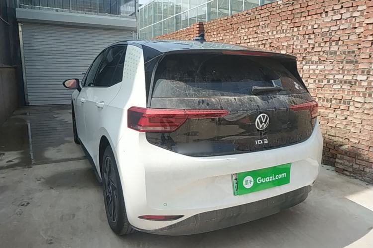 Used Volkswagen ID.3 2024 Intelligent Edition Rear Left 45 Deg