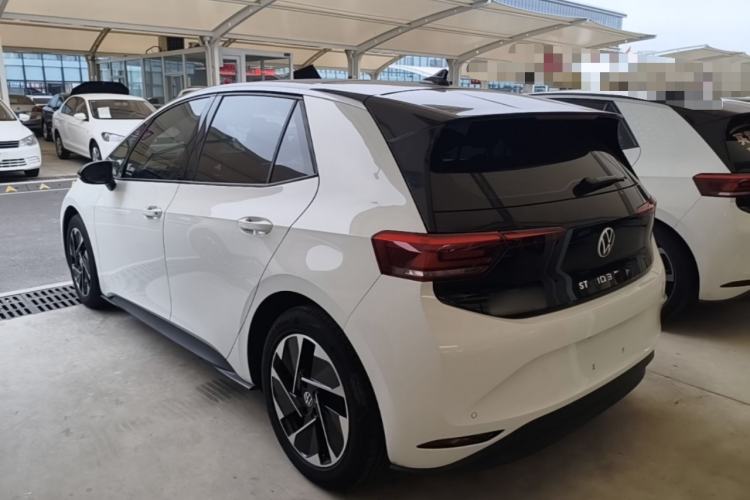 Used Volkswagen ID.3 2024 Intelligent Edition Rear Left 45 Deg