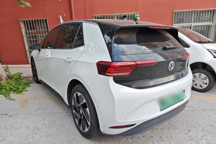 Used Volkswagen ID.3 2024 Pure & Smart Edition Rear Left 45 Deg