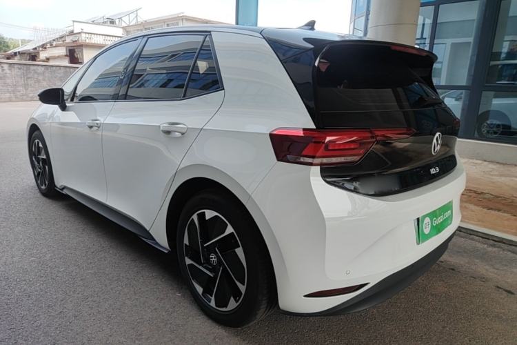 Used Volkswagen ID.3 2024 Pure & Smart Edition Rear Left 45 Deg