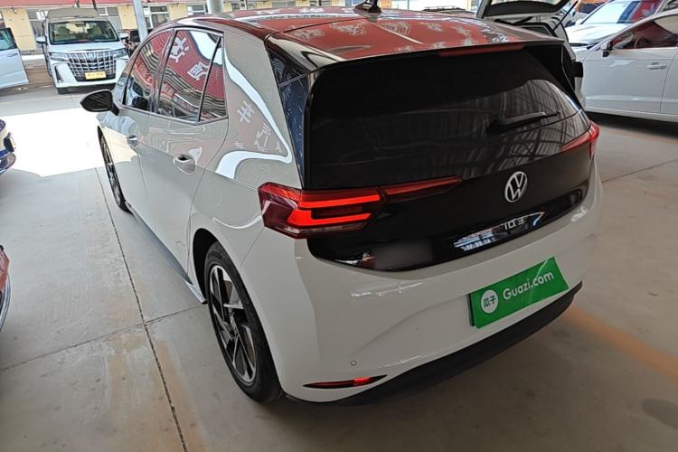 Used Volkswagen ID.3 2024 Pure & Smart Edition Rear Left 45 Deg