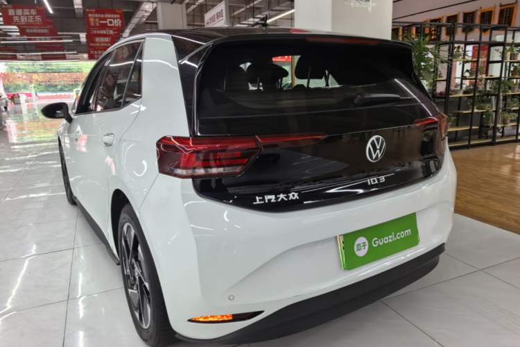 Used Volkswagen ID.3 2024 Pure & Smart Edition Rear Left 45 Deg