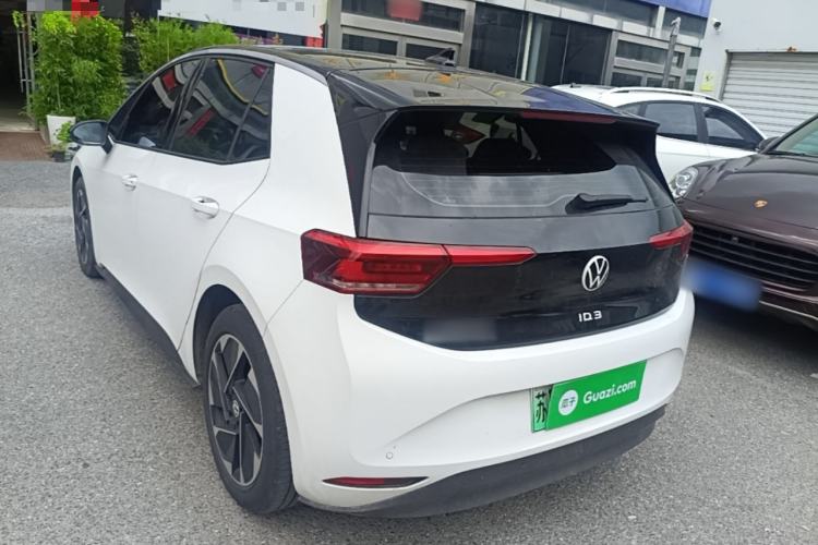 Used Volkswagen ID.3 2024 Outstanding Edition Rear Left 45 Deg