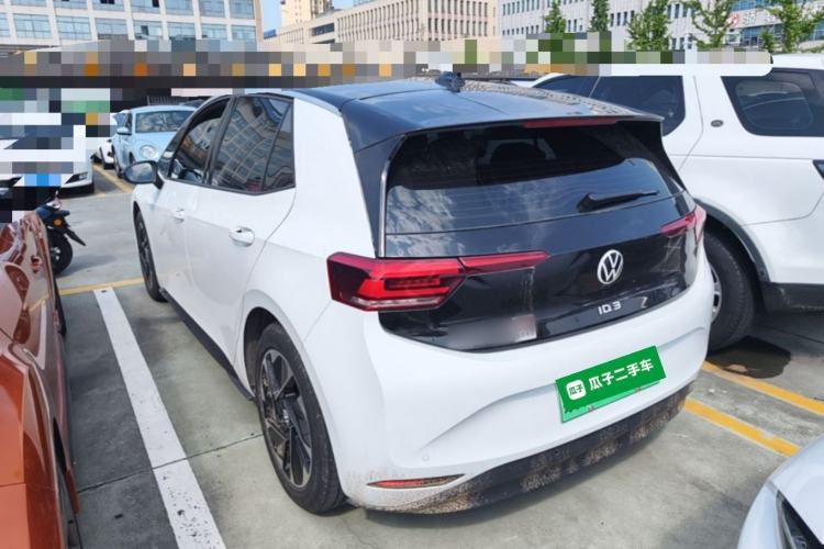 Used Volkswagen ID.3 2024 Pure & Smart Edition Rear Left 45 Deg