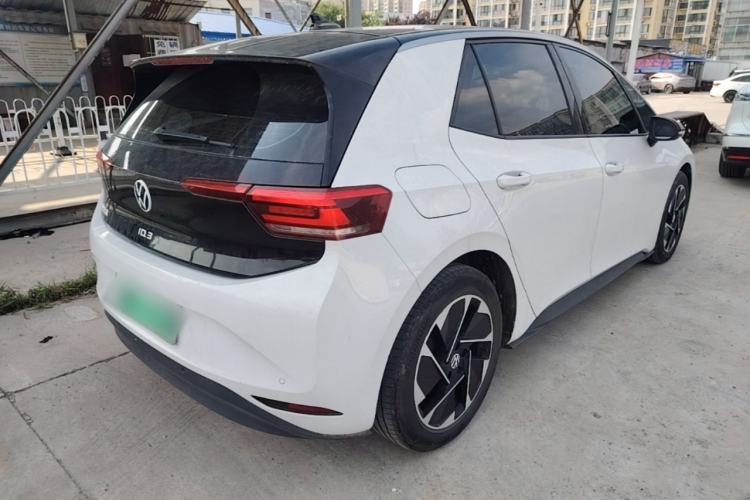 Used Volkswagen ID.3 2024 Outstanding Edition Rear Right 45 Deg