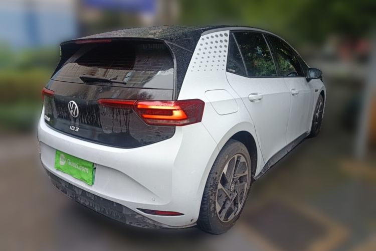 Used Volkswagen ID.3 2024 Outstanding Edition Rear Right 45 Deg
