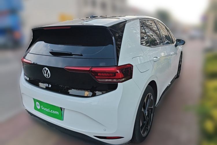 Used Volkswagen ID.3 2024 Outstanding Edition Rear Right 45 Deg