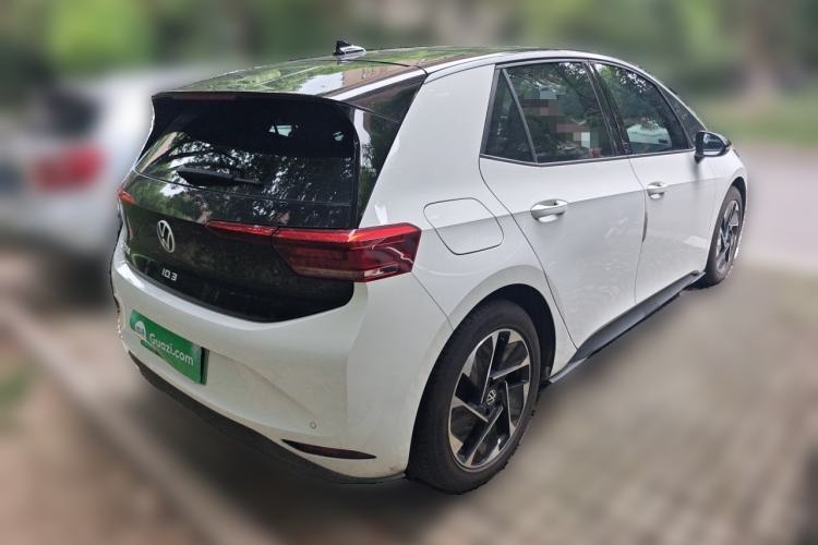 Used Volkswagen ID.3 2024 Pure & Smart Edition Rear Right 45 Deg