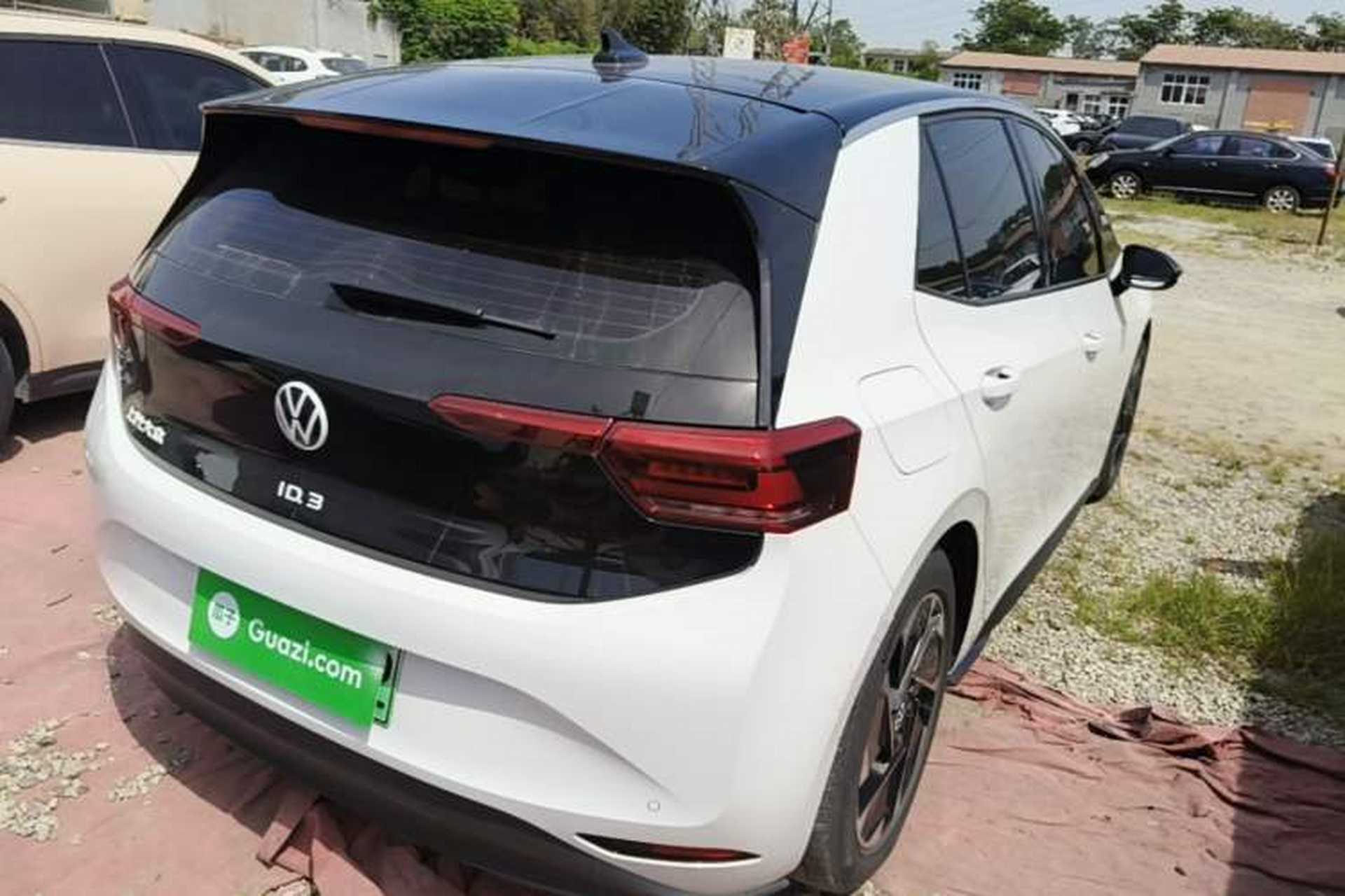 Used Volkswagen ID.3 2024 Pure & Smart Edition Rear Right 45 Deg