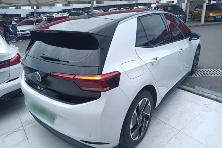 Used Volkswagen ID.3 2024 Outstanding Edition Rear Right 45 Deg
