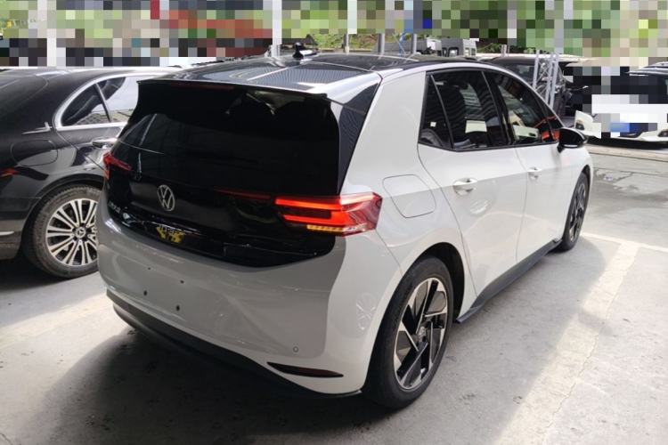 Used Volkswagen ID.3 2024 Intelligent Edition Rear Right 45 Deg