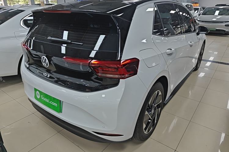 Used Volkswagen ID.3 2024 Outstanding Edition Rear Right 45 Deg