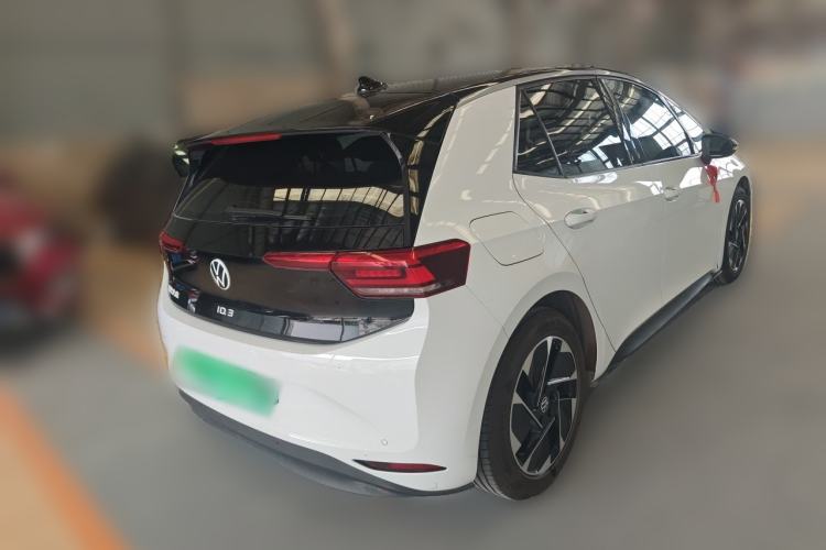 Used Volkswagen ID.3 2024 Pure & Smart Edition Rear Right 45 Deg