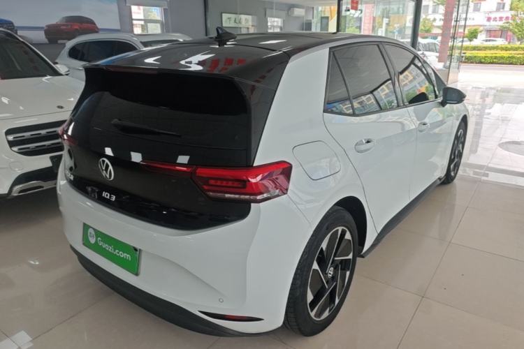 Used Volkswagen ID.3 2024 Outstanding Edition Rear Right 45 Deg