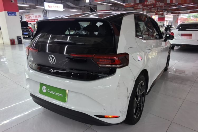 Used Volkswagen ID.3 2024 Pure & Smart Edition Rear Right 45 Deg