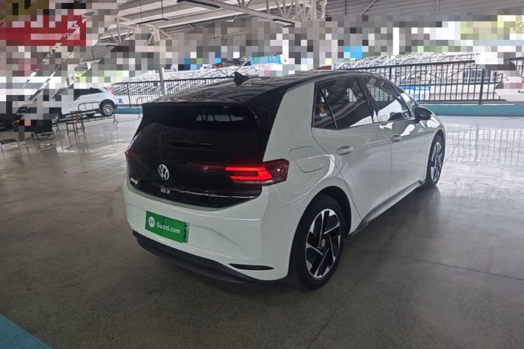 Used Volkswagen ID.3 2024 Outstanding Edition Rear Right 45 Deg