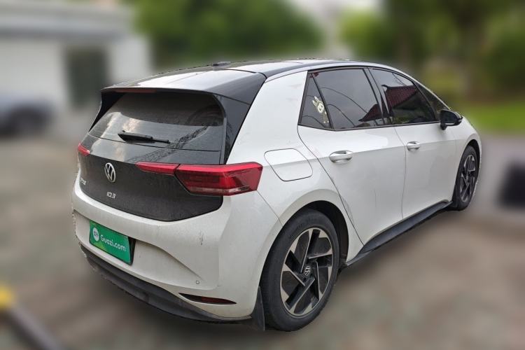 Used Volkswagen ID.3 2024 Outstanding Edition Rear Right 45 Deg