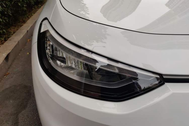Used Volkswagen ID.3 2024 Pure & Smart Edition Right Front Headlight