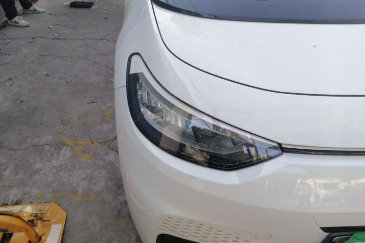 Used Volkswagen ID.3 2024 Outstanding Edition Right Front Headlight