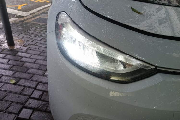 Used Volkswagen ID.3 2024 Outstanding Edition Right Front Headlight
