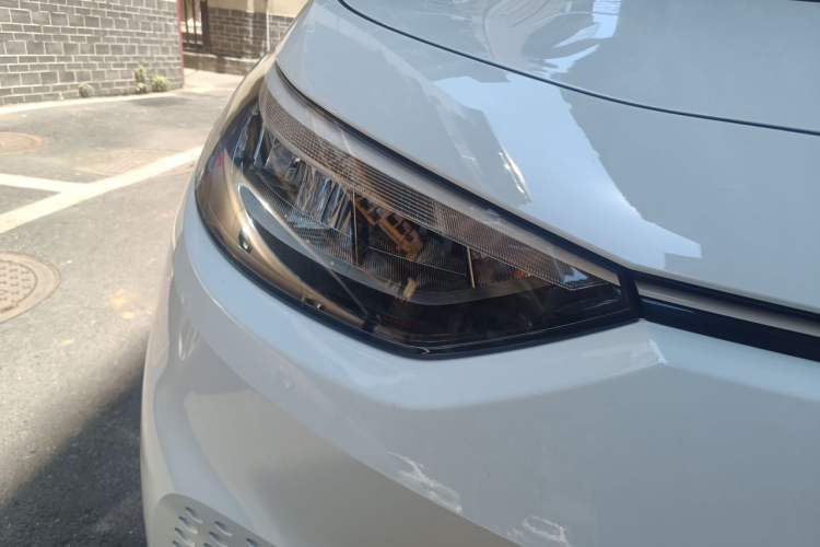 Used Volkswagen ID.3 2024 Pure & Smart Edition Right Front Headlight