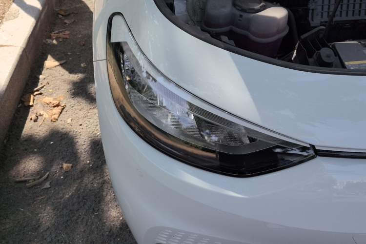 Used Volkswagen ID.3 2024 Outstanding Edition Right Front Headlight